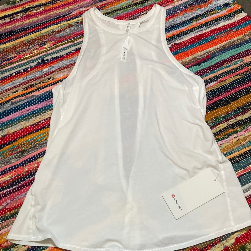 NWT Lululemon white “All Tied Up Tank”